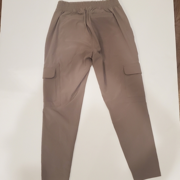Athleta Grau Cargo Pants - Picture 2 of 7